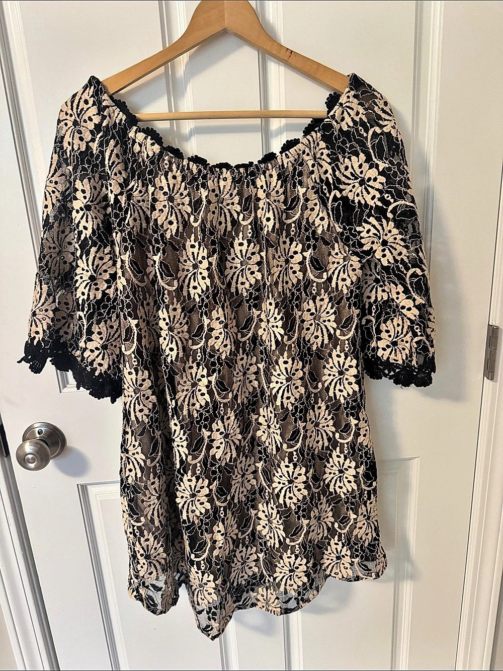 Umgee N3008 Floral Dress in Black & Beige Large Like New